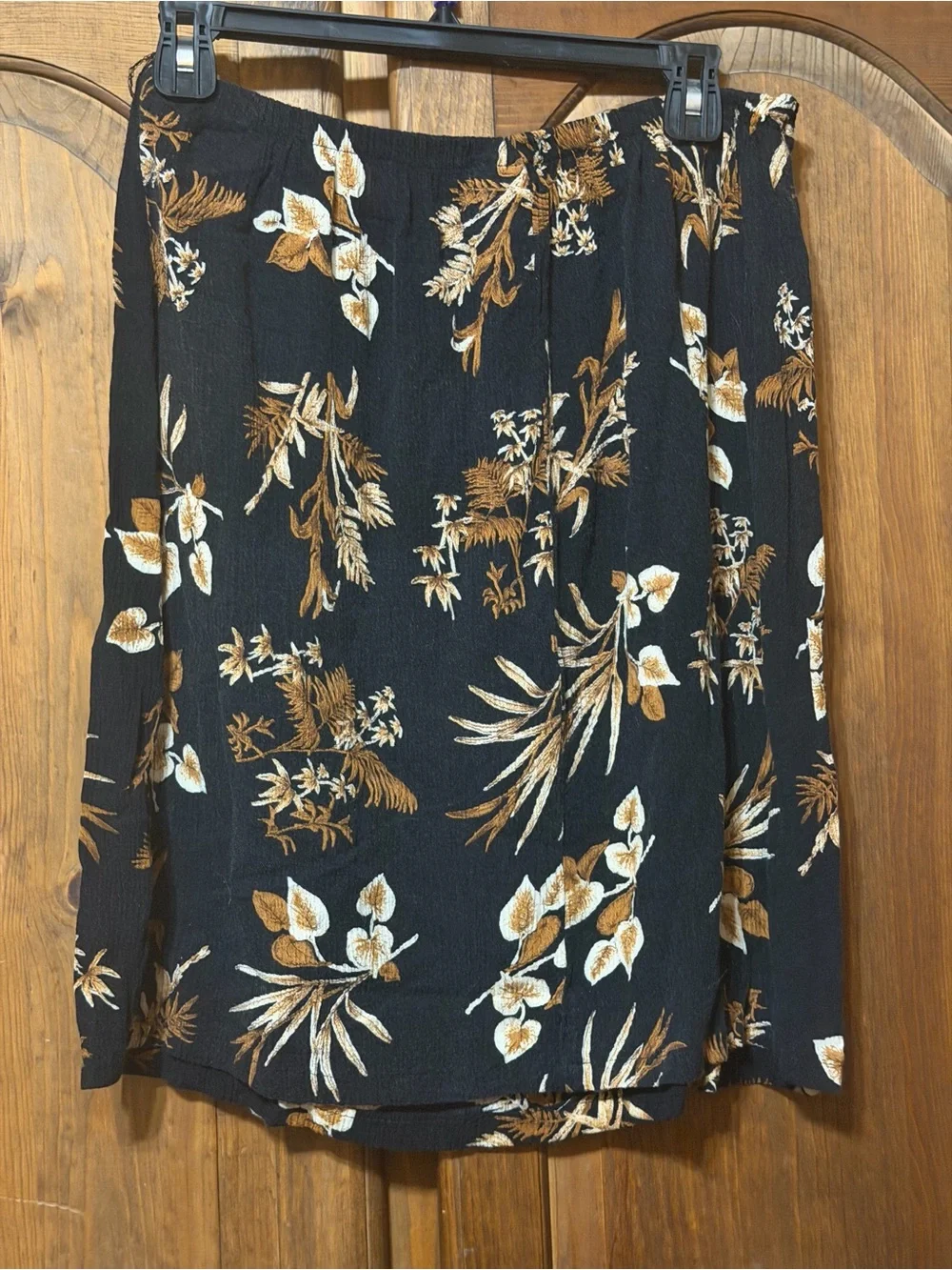 Bentley Plus Vintage Black & Brown Floral Skirt